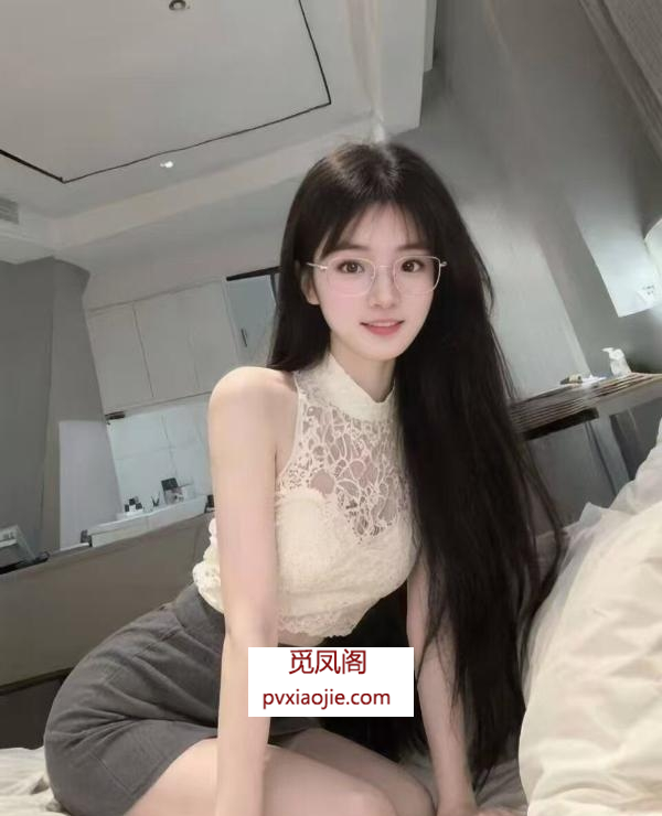 张家港前凸后翘妹子