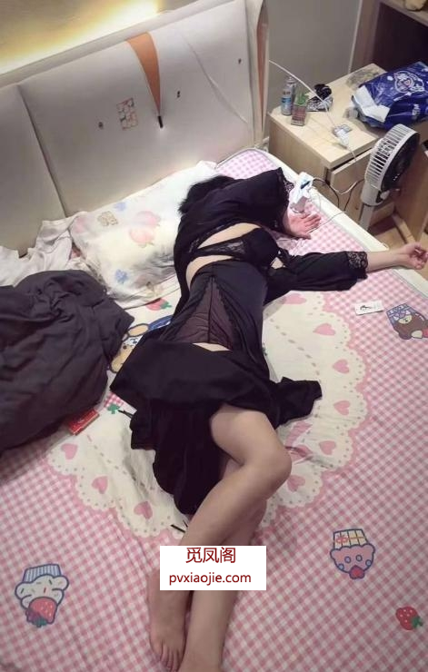 性感骚女自作自聊洋洋