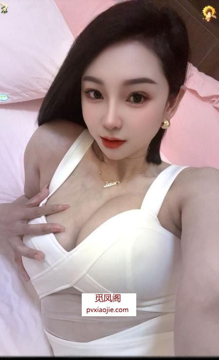 纯天然大胸御姐