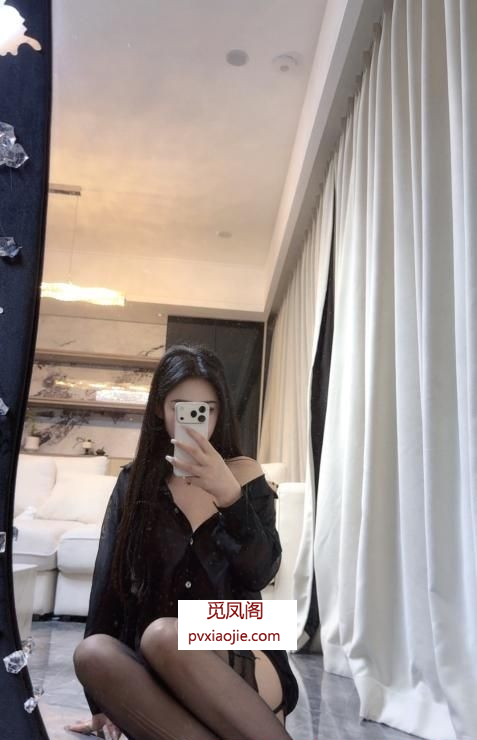 翘臀多乐老师