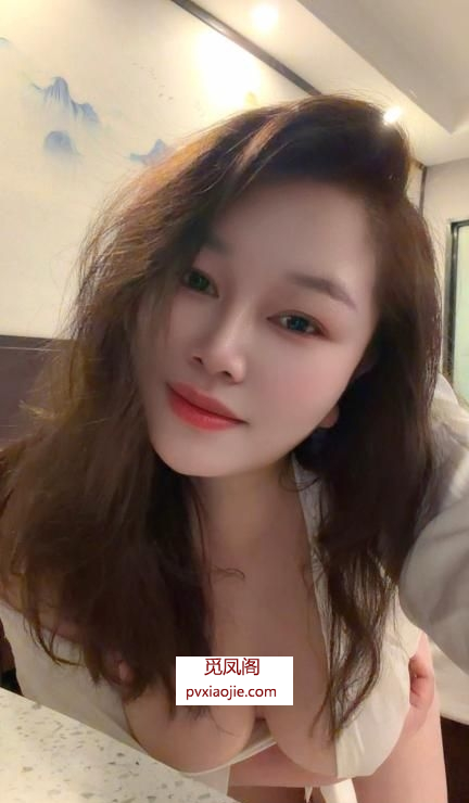 SM巨乳蜜桃臀少妇