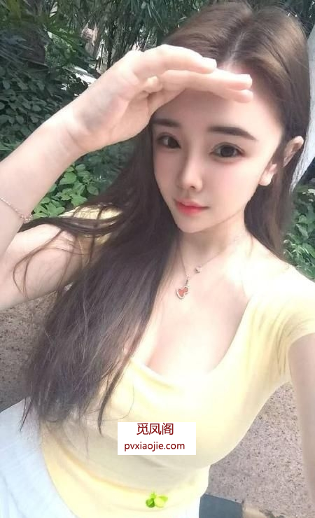 肤白巨乳瑜伽御姐娜娜