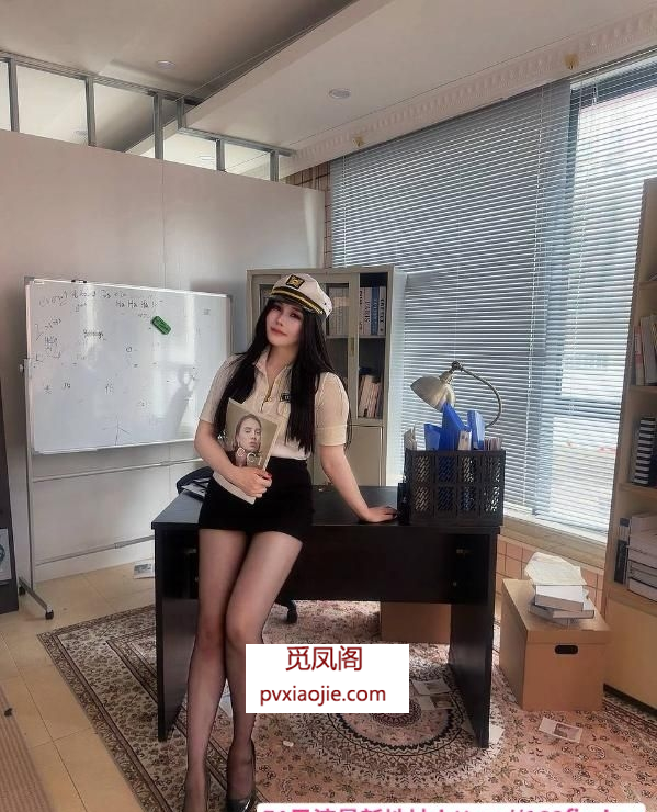 完美身材大胸颜值老师