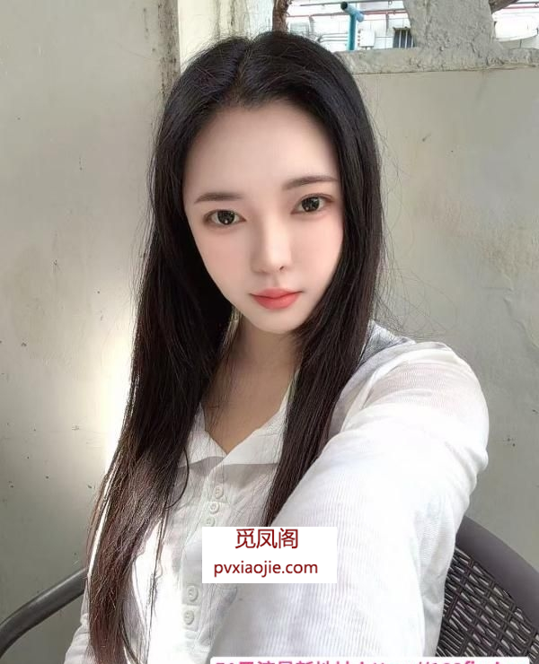 静安菲菲小美女