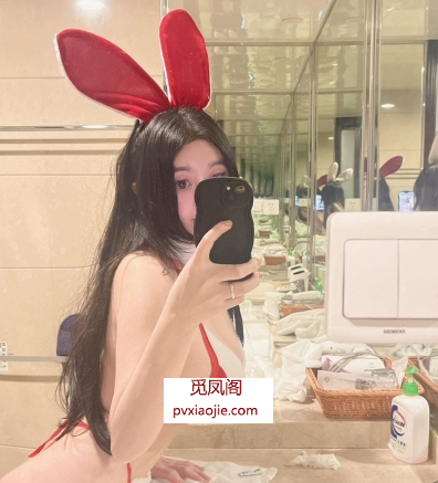 身材棒棒的美女老师