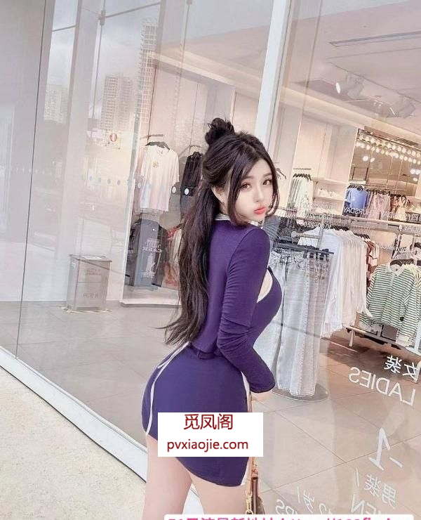 身材棒棒的美女老师