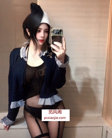 身材棒棒的美女老师