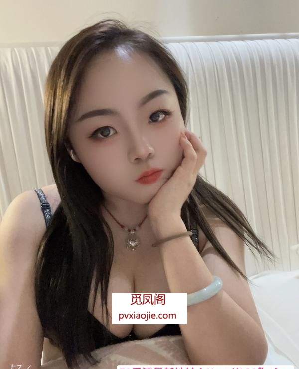 大胸服务控小妹