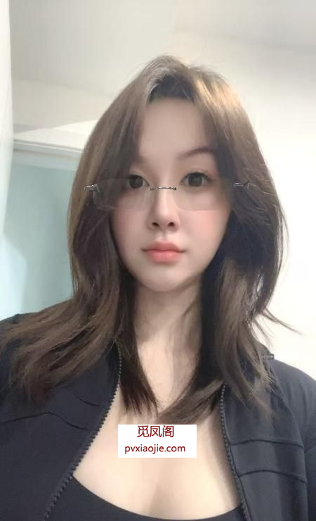长腿大胸芊芊