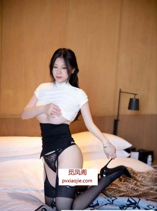 E奶大波骚妹