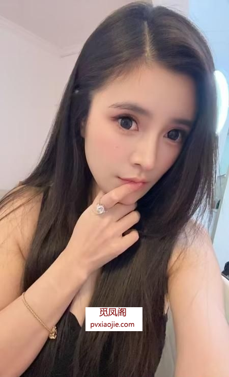高颜值大波妹子