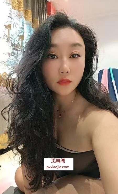 潮喷毒龙骚货小青