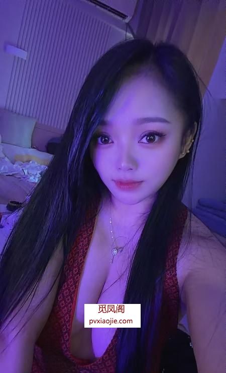 体验轮流上阵大胸妹