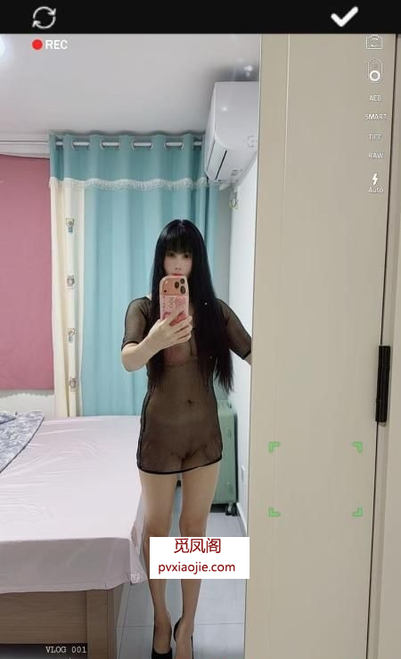 风骚翘臀小蜜桃