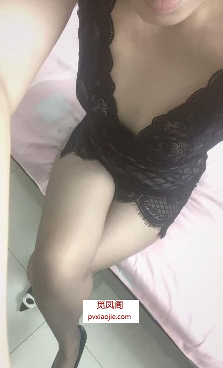 三通白嫩大长腿