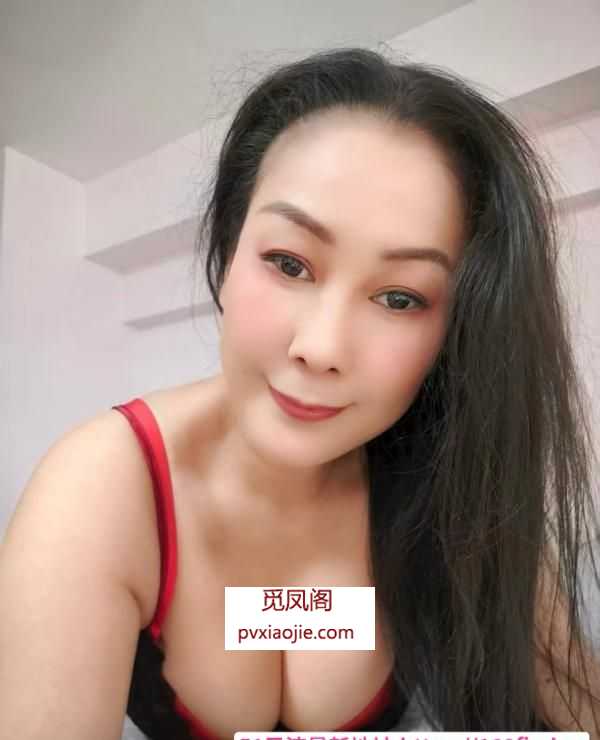 水床服务大胸少妇