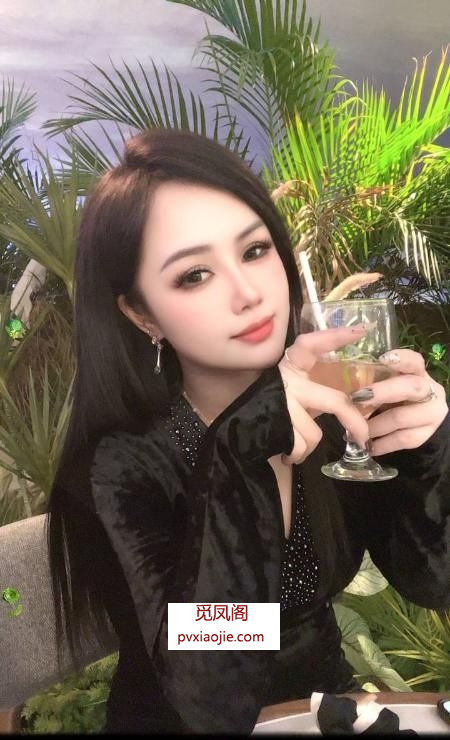 回锅桂城肥臀丰乳少妇