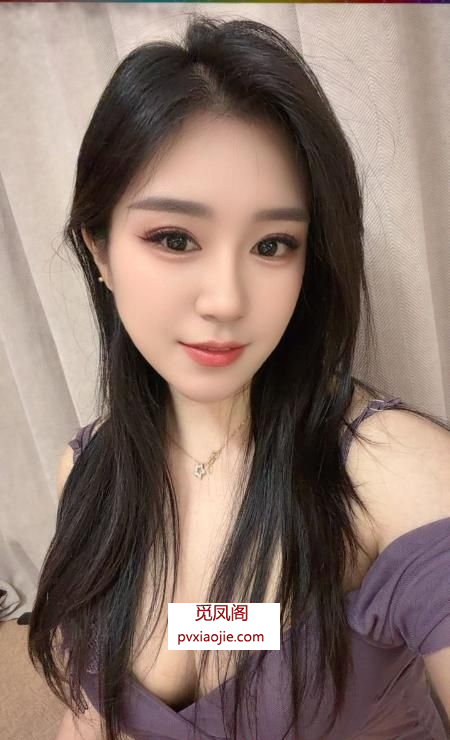 雨花舌吻大胸妹